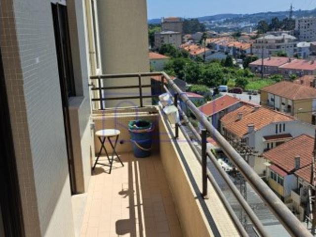 T1 com Garagem Box junto a Rua D Afonso Henriques