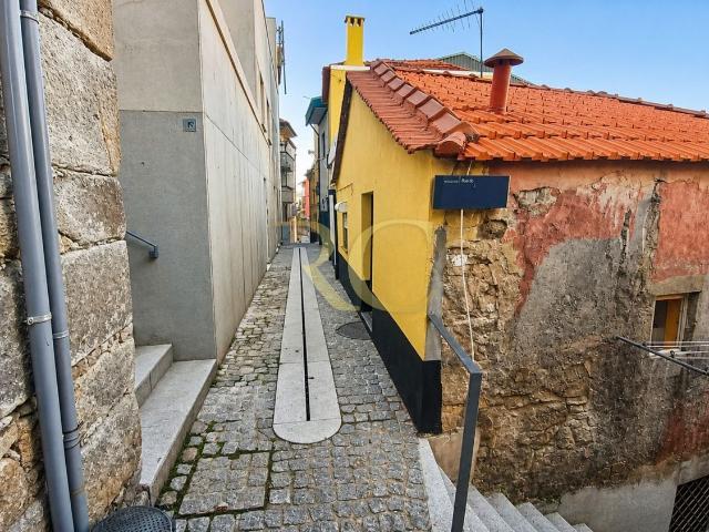 T1 com entrada independente junto ao Douro, Vila Nova de Gaia