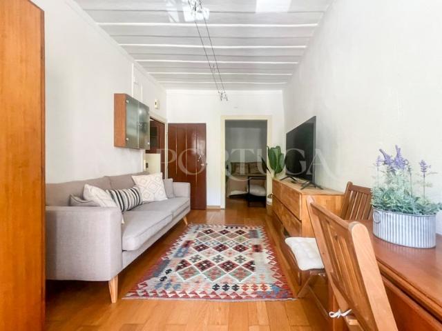 T1 com Varanda e Luz Infinita na Estrela: Onde o Charme encontra a Modernidade