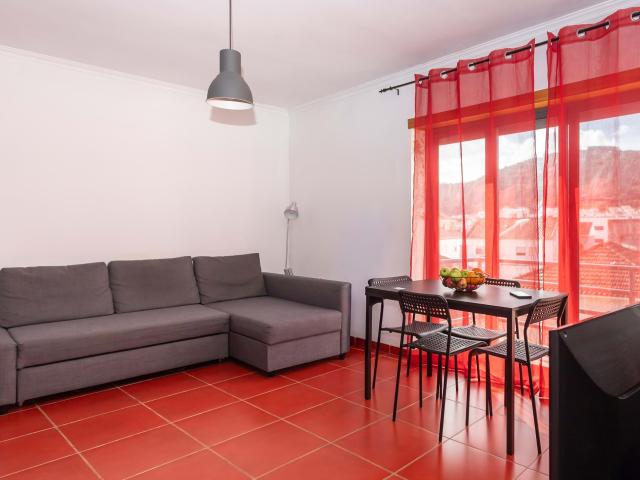 T1 com Varanda e Parqueamento no Pinheiro de Loures!, Loures, Pinheiro de Loures