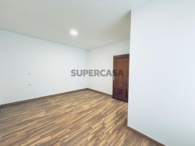 T1 Completamente Renovado e equipado
