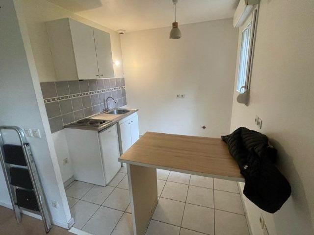 T1 de 31 m² avec terrasse et parking