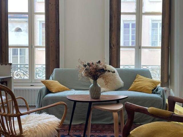 T1 de charme refait par architecte – Lyon