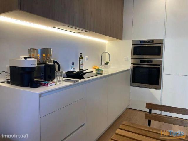 T1 de Construção Nova com Acabamentos de Luxo, Lugar de garagem para 2 veículos Porto | 26034063105