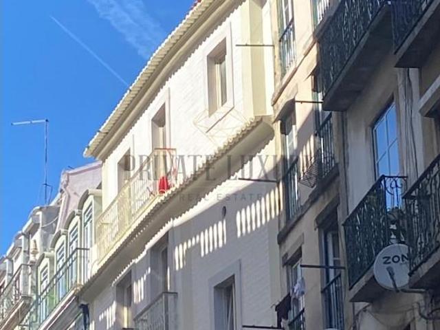 T1 duplex charme Chiado / Bairro Alto, edifício totalmente r. 53m² Misericórdia