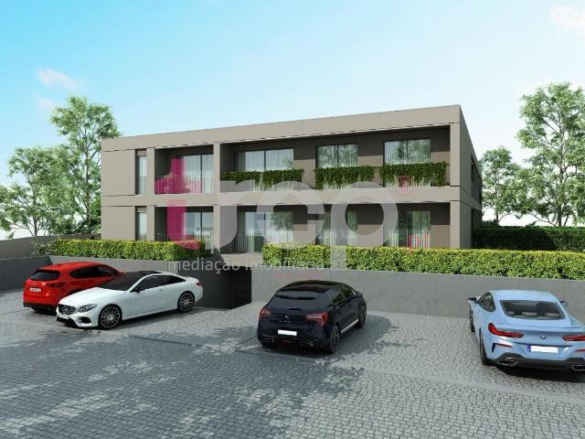 T1 EM CONSTRUÇÃO COM VARANDA MANHENTE