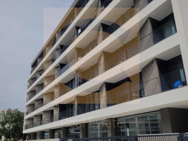 T1 em Excelente Estado, Pronto a Habitar, com Varanda e Garagem