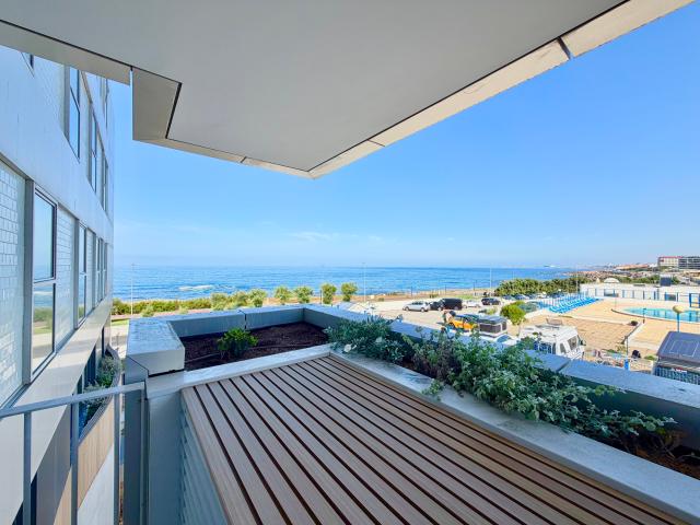 T1 em Primeira Linha de Mar