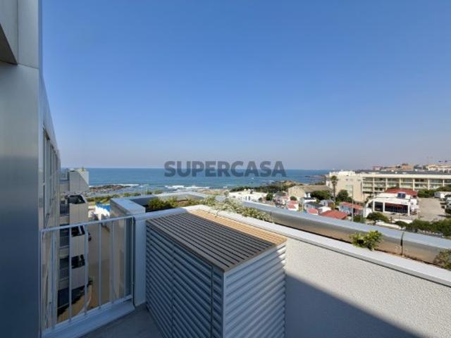 T1 em Primeira Linha de Mar