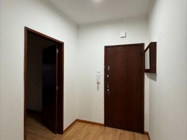 T1 junto ao Tribunal de Braga e ao IMT | 26084100585