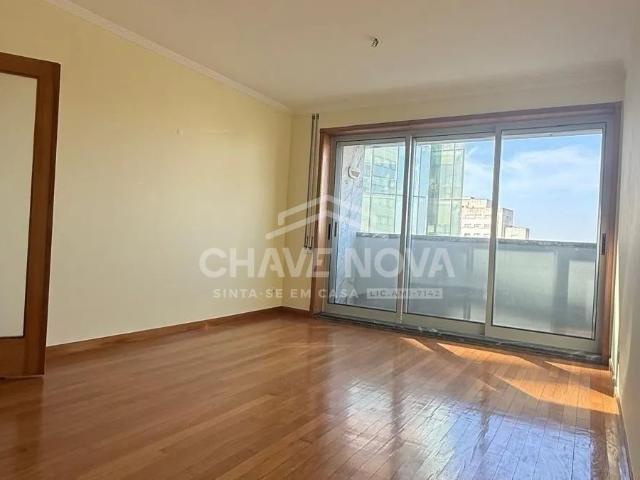 T1 Maia centro com garagem
