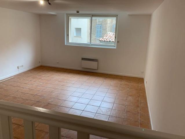 T1 Marseille 13005