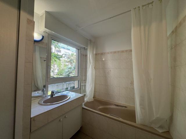 T1 Marseille 13006