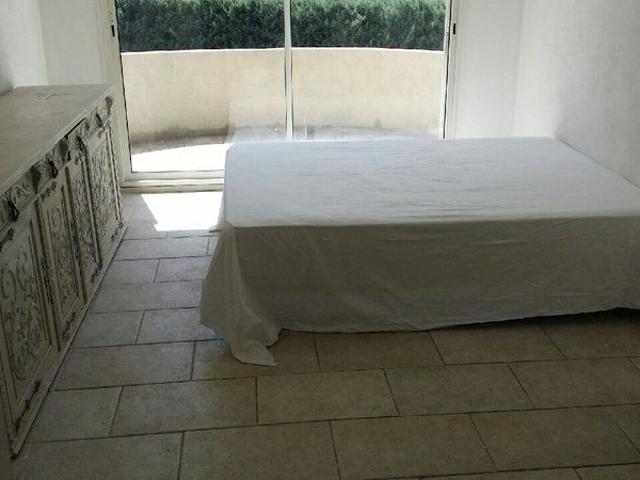T1 Marseille 13008