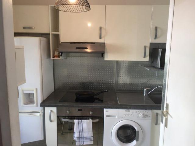 T1 Marseille 13008
