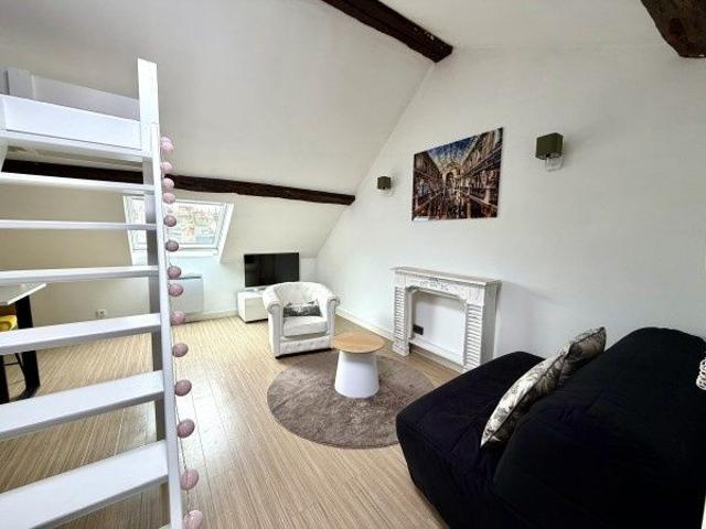 T1 MEUBLE Château Nantes 44000