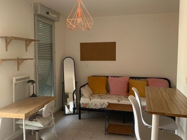 T1 meublé de 29m2 BOULEVARD DES MINIMES