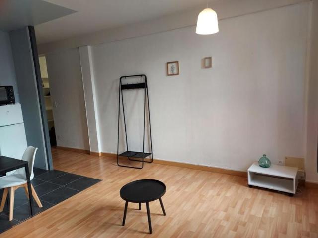 T1 MEUBLE MONTAUBAN CENTRE