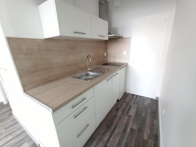 T1 meublé neuf vue étang de Sault