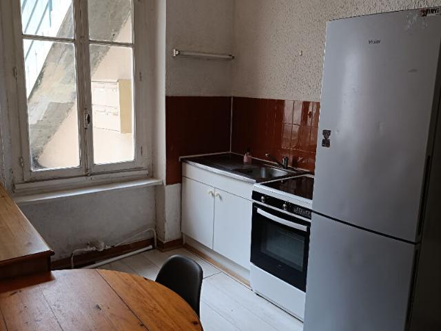 T1 MEUBLE RUE CREUZET 25.95 m2