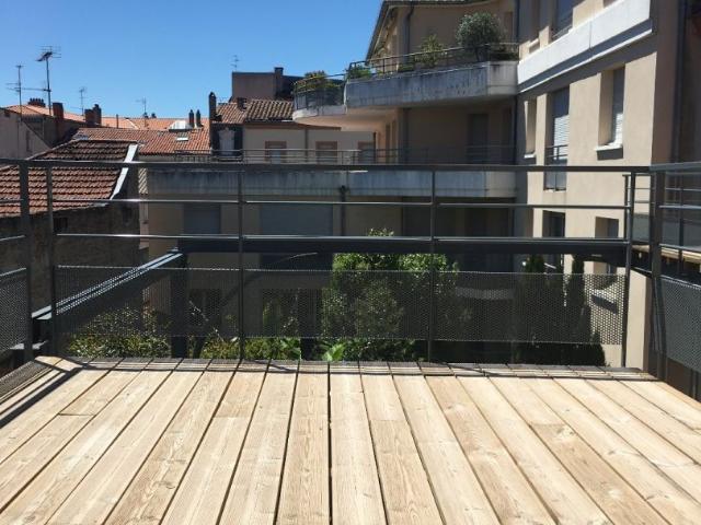 T1 MEUBLE + TERRASSE ET CAVE ST AUBIN