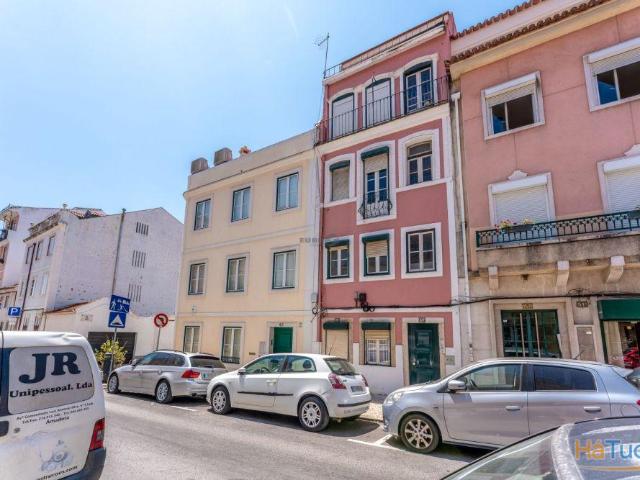 T1 Mobilado e remodelado para Arrendar na Lapa com Ar Condicionado e Wi Fi | 26084099994