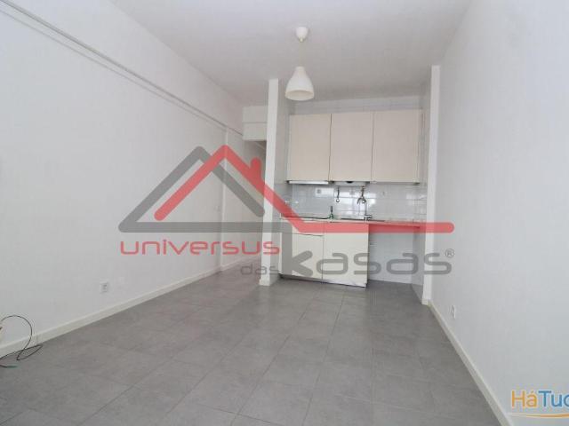 T1 no Bonfim para arrendamento! | 26064088589