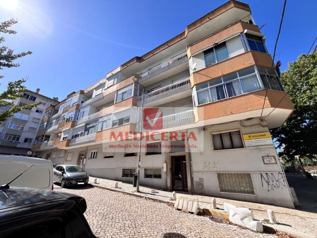 T1 no Cacém Centro