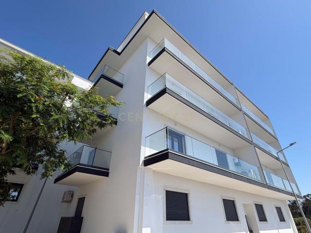 RESERVADO T1 NOVO no Algueirão