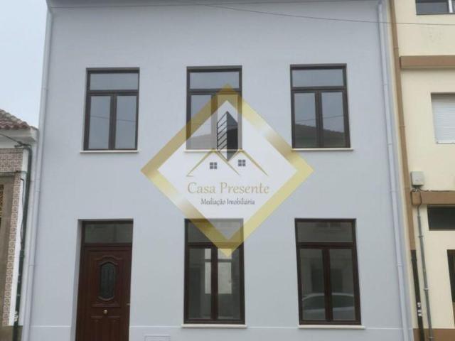 T1 novo no Centro de V.N.Gaia! | 26064058185