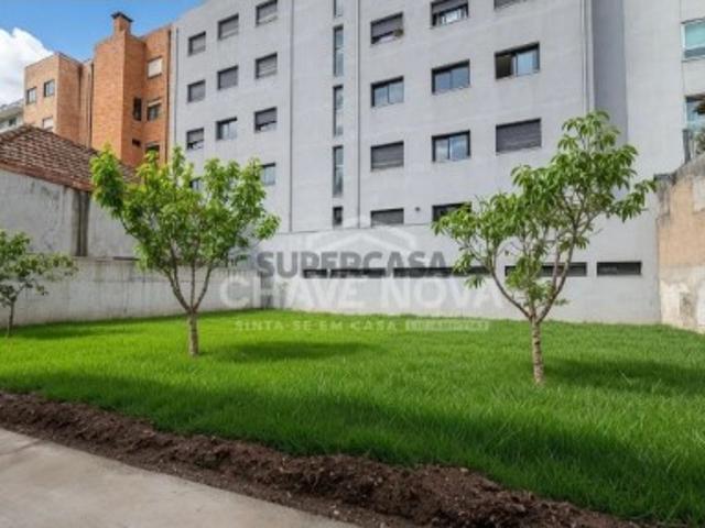 T1 Novo c/ Terraço em Matosinhos Sul