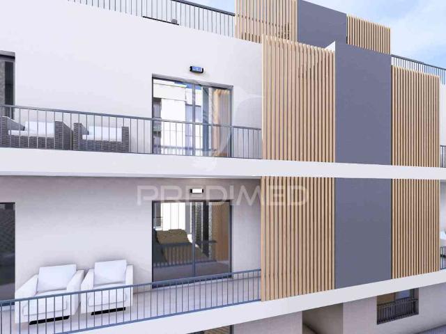 T1 num 1º andar, edifício em construção, central fracção E