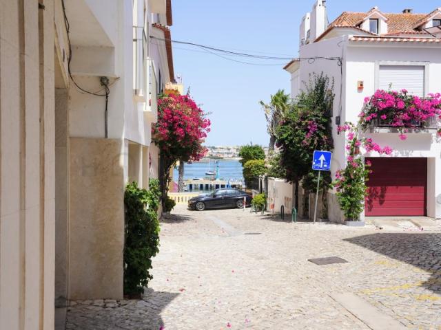 T1 para Arrendamento no Centro Histórico de Cascais | Garagem | Excelente Localização