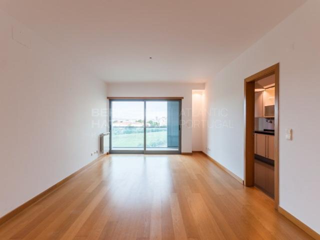 T1 Premium em Telheiras | Varanda | Vista Desafogada | 2 Lug. 105m² Lumiar