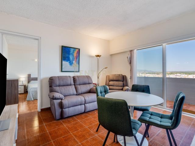 T1 Remodelado com Vista Panorâmica sobre o Rio, Cidade e Serra | Portimão
