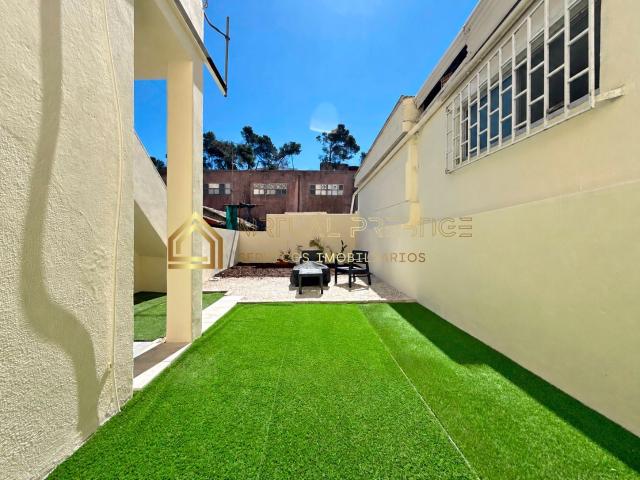 T1 Remodelado com Quintal de 42m² | Camarate