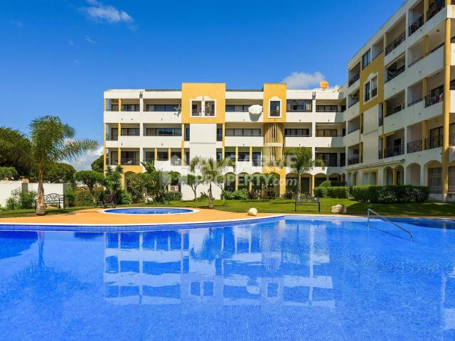 T1 Renovado com Piscina e Jardim em Vilamoura | Mobilado | E. 88m² Quarteira
