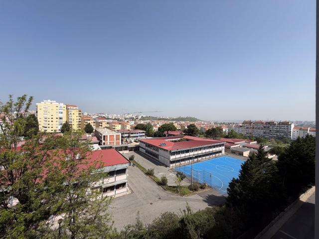 T1 Reboleira com Varanda