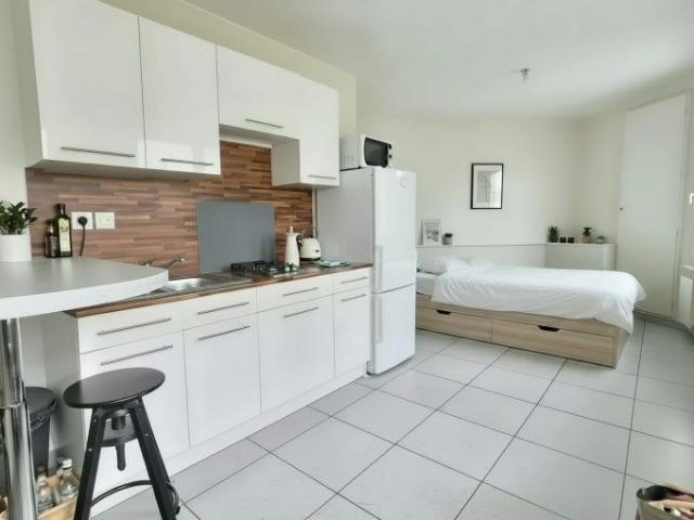 T1 RESIDENCE RECENTE AVEC STATIONNEMENT