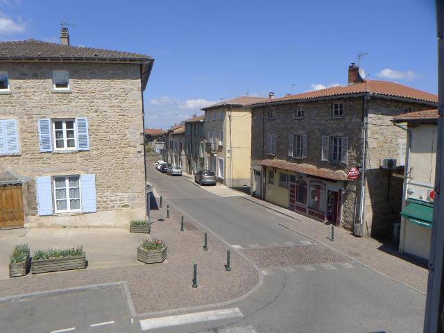 T1 rue de verdun MESSIMY, Messimy
