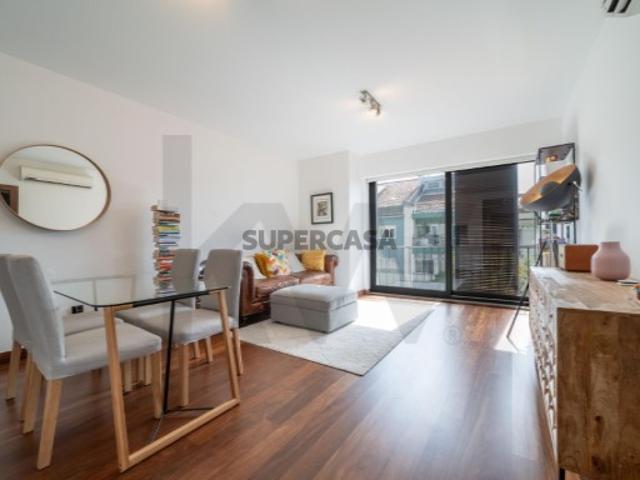 Exclusivo T1 com 2 lugares de garagem a 5m da Av da Liberdade