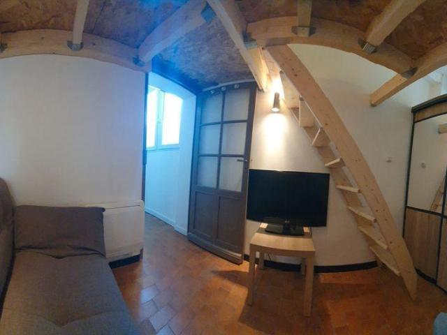 T1bis 23m² duplex meublé neuf au calme