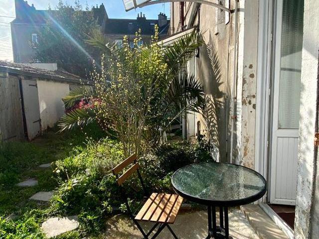 T1bis Meublé avec jardin, Mairie de Chantenay