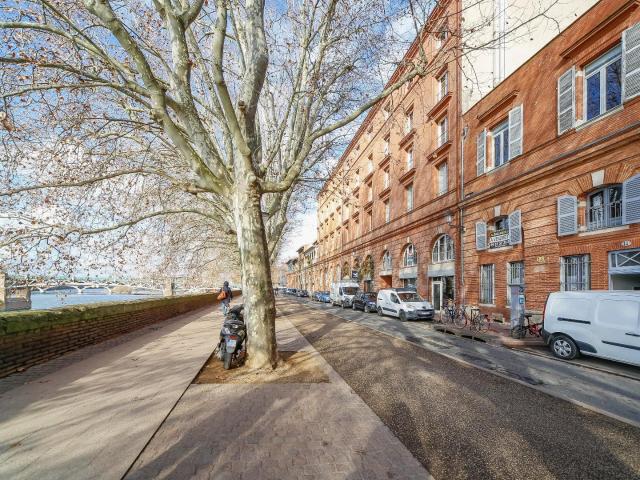 T1BIS QUAI LOMBARD
