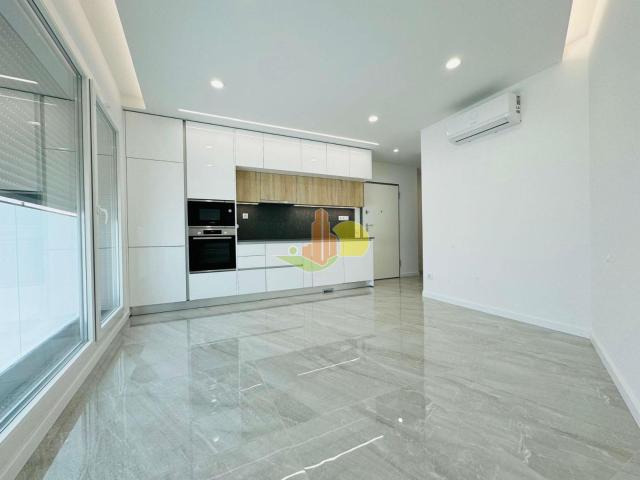 T1k Novo Junto á Marginal 52m² Buarcos