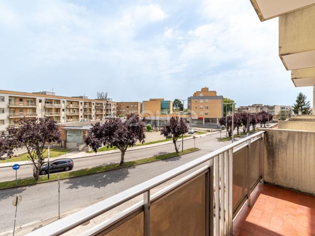 T2+1 com Garagem | 100m² | Varandas | Custóias, Matosinhos
