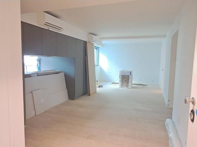 T2+1 com vista e piscina em empreendimento de luxo, na Estrela