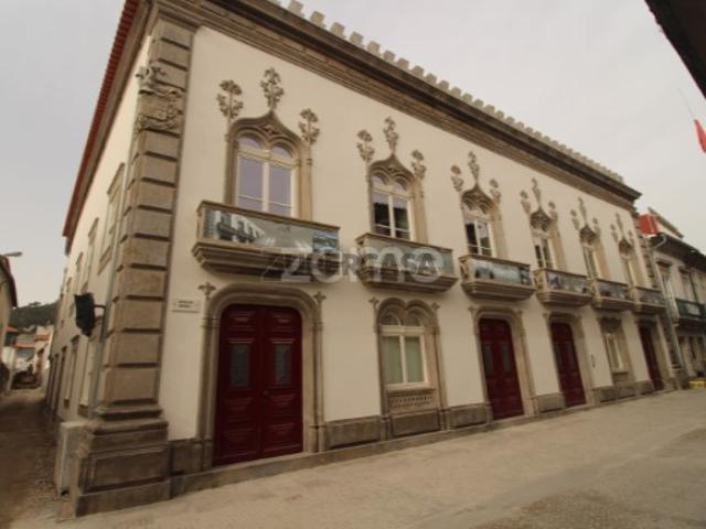 T2+1 duplex centro de Viana