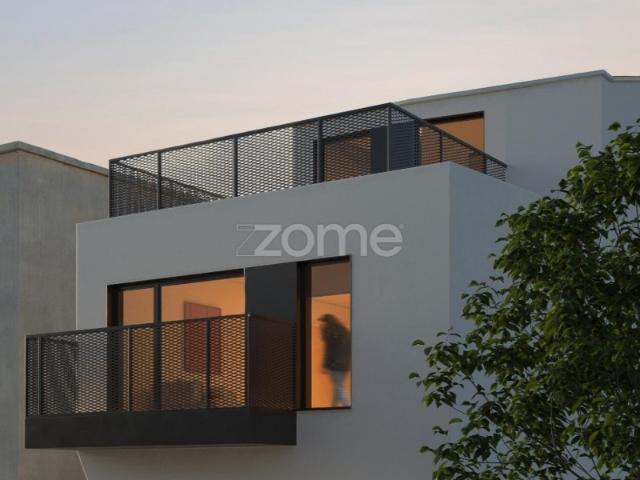T2+1 Duplex com terraço e mezanino | Fonte da Moura