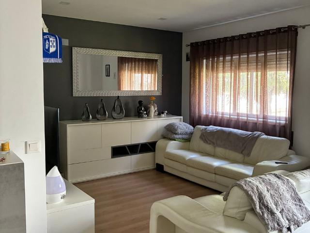 T2+1 Mobilado | Zona Tranquila perto da praia
